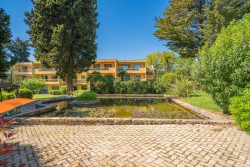 Garden, Hello Cote D'Azur - Spacieux 3 pieces a 5 min des plages a pieds in Avenue de Cannes