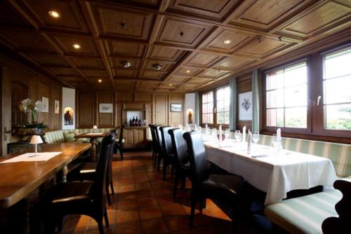 Ravintola, Hotel Weinstube in Nendeln