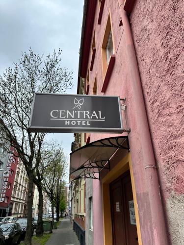 Central Hotel