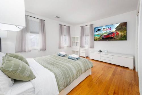 Spacious 4BR suburban home! Spacious 4BR suburban home!