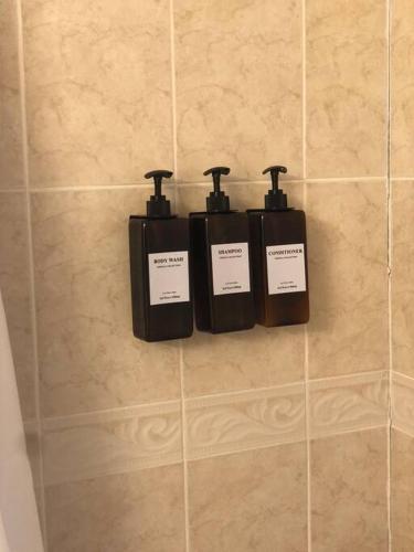 Spacious 4BR suburban home! Spacious 4BR suburban home!