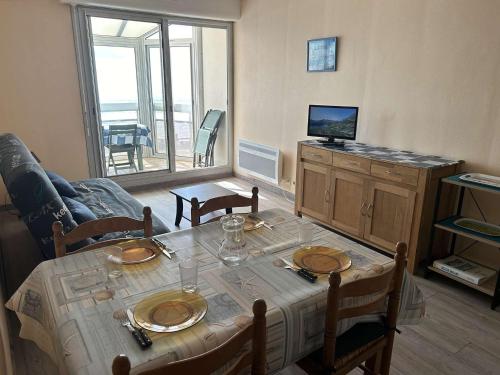 Appartement Saint-Gilles-Croix-de-Vie, 2 pièces, 4 personnes - FR-1-224-39