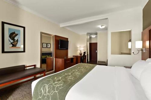 Photo - Comfort Suites Corpus Christi Central