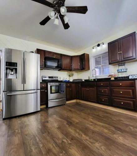 Grandeur Living close to Boston in Stoughton, USA