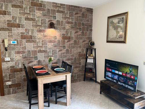 DISCOVERY FLAT with pool & bikes, Sirmione (zdjęcie 7)