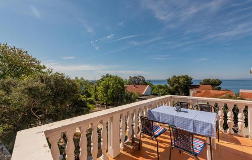Nice Apartment In Potocnica With House Sea View - Borovići