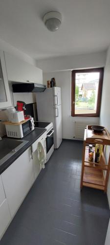 Appartement au calme avec balcon proche Genève