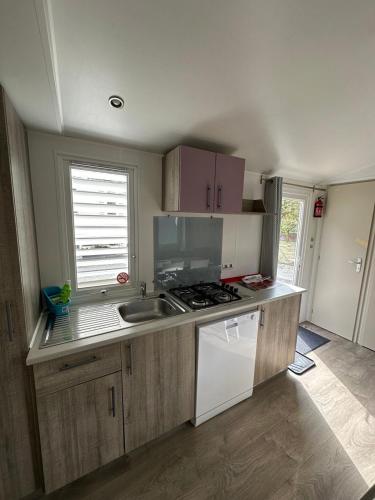 keuken, Cottage 2 in Agarn