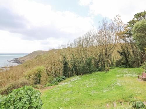 Seaview Coverack - image 13