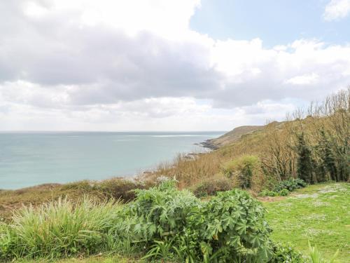 Seaview Coverack - image 10