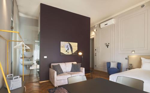 One-Bedroom Apartment image 7