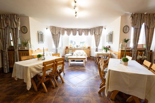 Iekārtas, PENSIUNE RESTAURANT POIANA AVRIGULUI loc de joaca pentru copii in Avrig