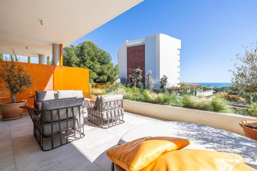 One-Bedroom Suite with Jacuzzi