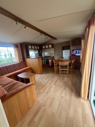 Mobile-home Camping 4 etoiles bord de mer in Ouistreham