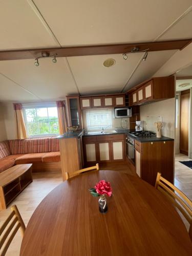 Mobile-home Camping 4 etoiles bord de mer in Ouistreham