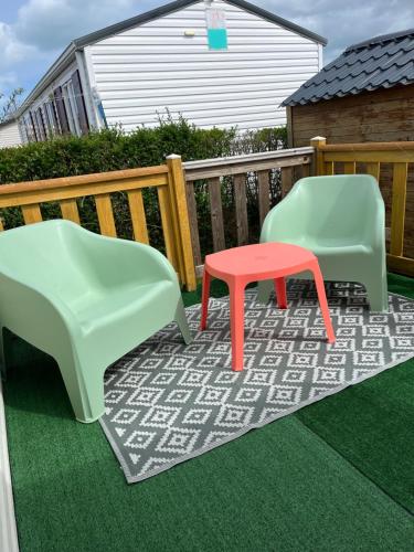 شرفة/ تراس, Mobile-home Camping 4 etoiles bord de mer in Ouistreham