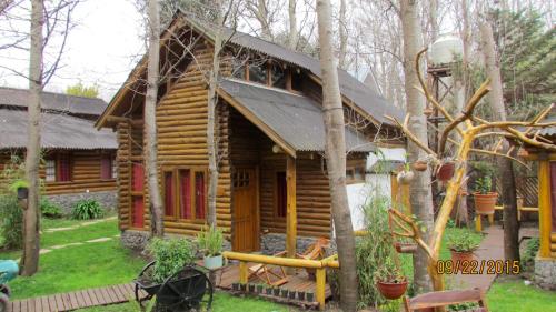 2 bedrooms, 3 beds
