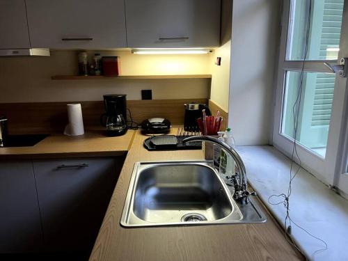 Orpheus Guesthouse, Афины (фото 11)
