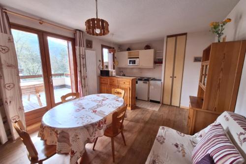 Apartment with terrace in a chalet - Bourg-Saint-Maurice