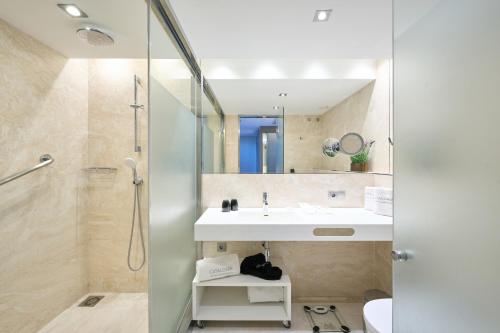 Catalonia Square 4* Sup