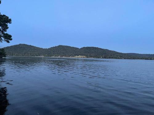 The Lucky Lodge at Lake Guntersville - Mountain Lakes