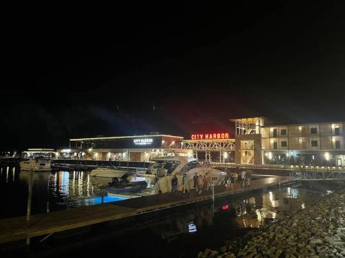 The Coco Château at Lake Guntersville - Mountain Lakes