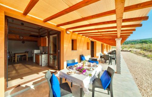Lofts with private outdoor area and swimming-pool in Badesi, Badesi (foto 5)