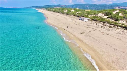 Lofts with private outdoor area and swimming-pool in Badesi, Badesi (foto 7)