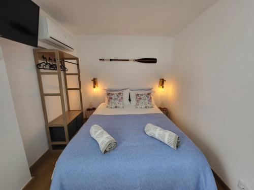 1 double bed