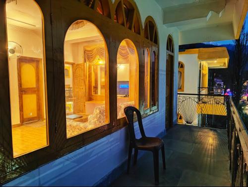 Balcony/terrace, Hotel Surya International in Aleo