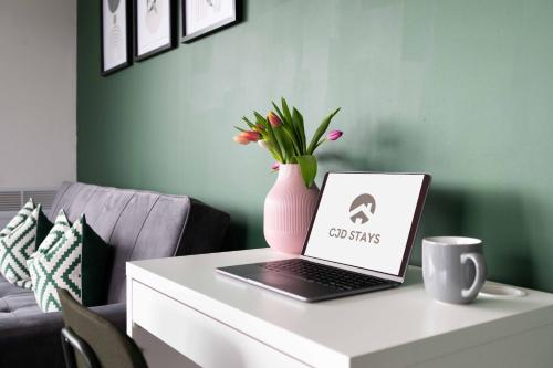 Weekly Monthly Discount Free Parking Sleeps 3