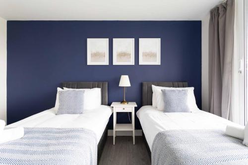 Weekly Monthly Discount Free Parking Sleeps 3