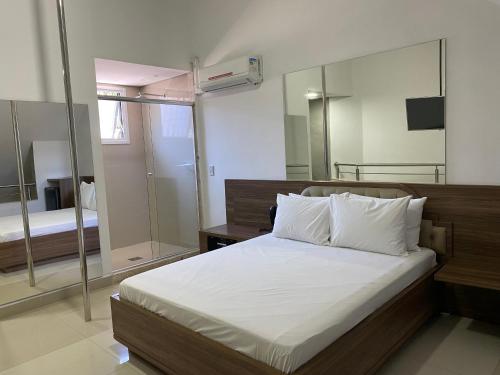 2 bedrooms, 2 beds