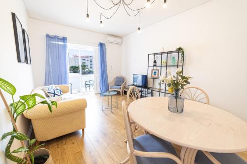 The Boulevard Nook - image 6