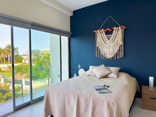 2 BD Suite with Balcony Gym Rooftop Pool Hot Tub in Playa del Carmen, Mexico
