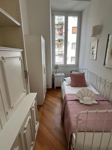 SAN PIETRO VATICAN AREA LARGE APARTMENT - near SUBWAY, Řím (fotografie 8)
