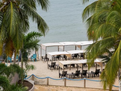 Beach, Ciela Hotel in Covenas