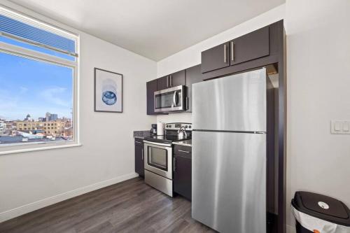 Studio View Of Downtown Near Lake Michigan Plaza Grey Studio View Of Downtown Near Lake Michigan Plaza Grey