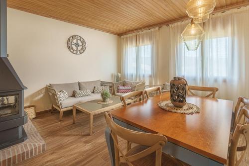 Közös társalgó / TV, Mas El Brugué (Mas El Brugue) in Terrades