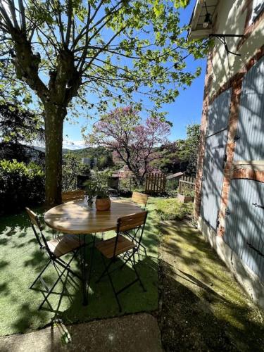 Maison de charme avec jardin - Proche Lyon - - Location saisonnière - Vienne