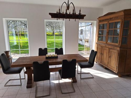 Seadmed, Das Apfelhaus in Rappin