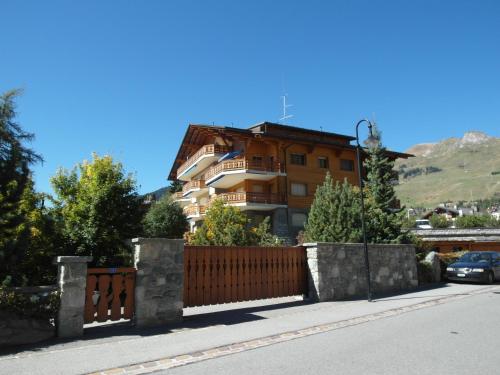 Apartment Jacky 7 - image 12