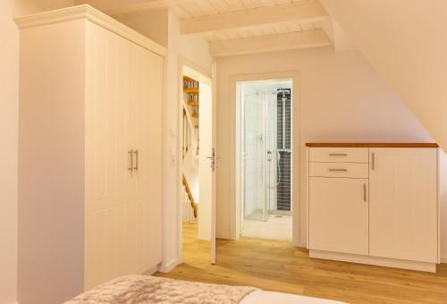 Jöri Hüs 2 Jöri Hüs 2