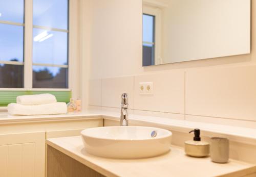 Jöri Hüs 2 Jöri Hüs 2