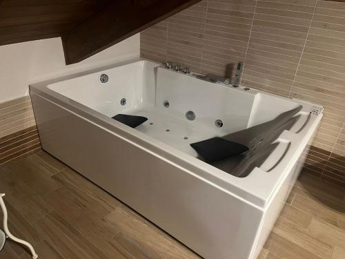 Loft Suite image 10