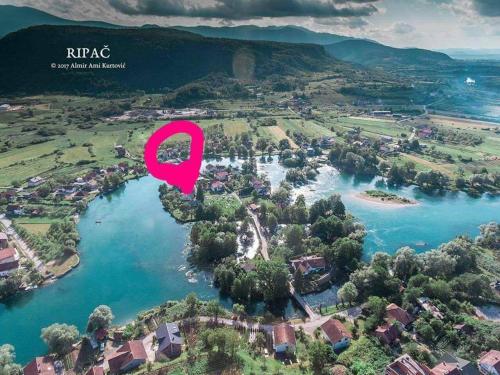Apartman UnaTesnim - Location saisonnière - Ripač