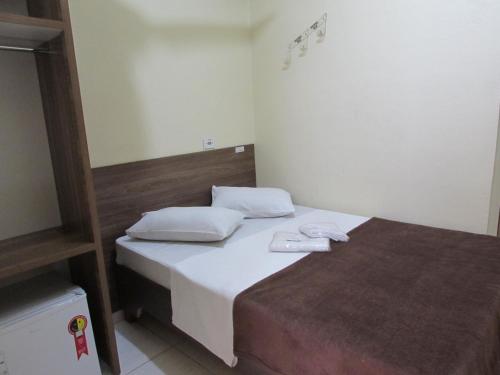 Economy Double Room image 2