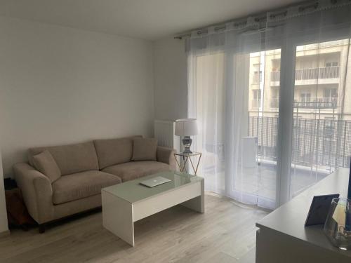 Appartement lumineux - Location saisonnière - Montfermeil