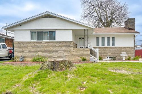 Pet-Friendly Home with Fireplace about 9 Mi to Dtwn! in Columbus, USA