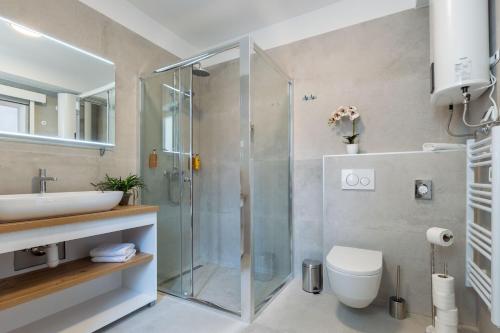 2M Exclusive Rooms 5